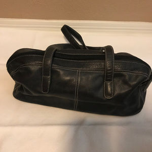 Preston & York Shoulder Bag in Black Leather
